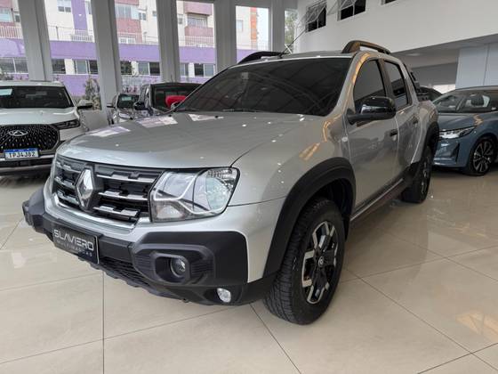RENAULT OROCH 1.3 TCE FLEX OUTSIDER X-TRONIC RENAULT OROCH 1.3 TCE FLEX OUTSIDER X-TRONIC